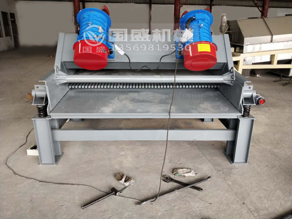 棒条式石料石块震动喂料机 棒条式石料石块震动喂料机