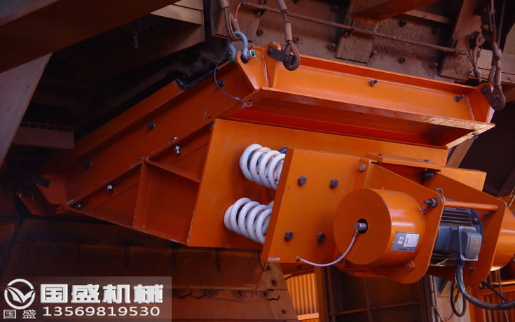 电机振动喂料机 电机振动喂料机