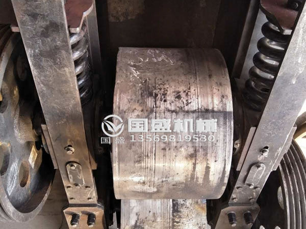 铁矿石双光辊破碎机 铁矿石双光辊破碎机